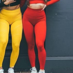 NEVER WORN ALPHALETE REVIVALS R6!